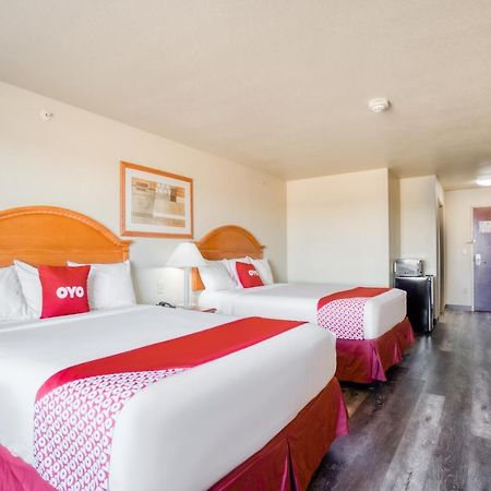 Oyo Townhouse Wichita Falls West Екстер'єр фото