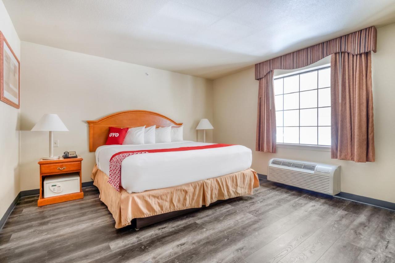 Oyo Townhouse Wichita Falls West Екстер'єр фото
